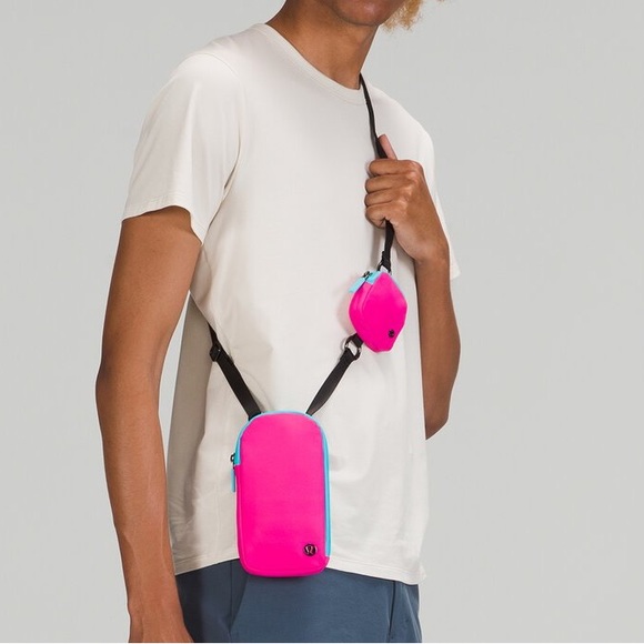 NWOT Modular Phone Crossbody Bag, Sonic Pink/Blue/Black - Picture 1 of 10
